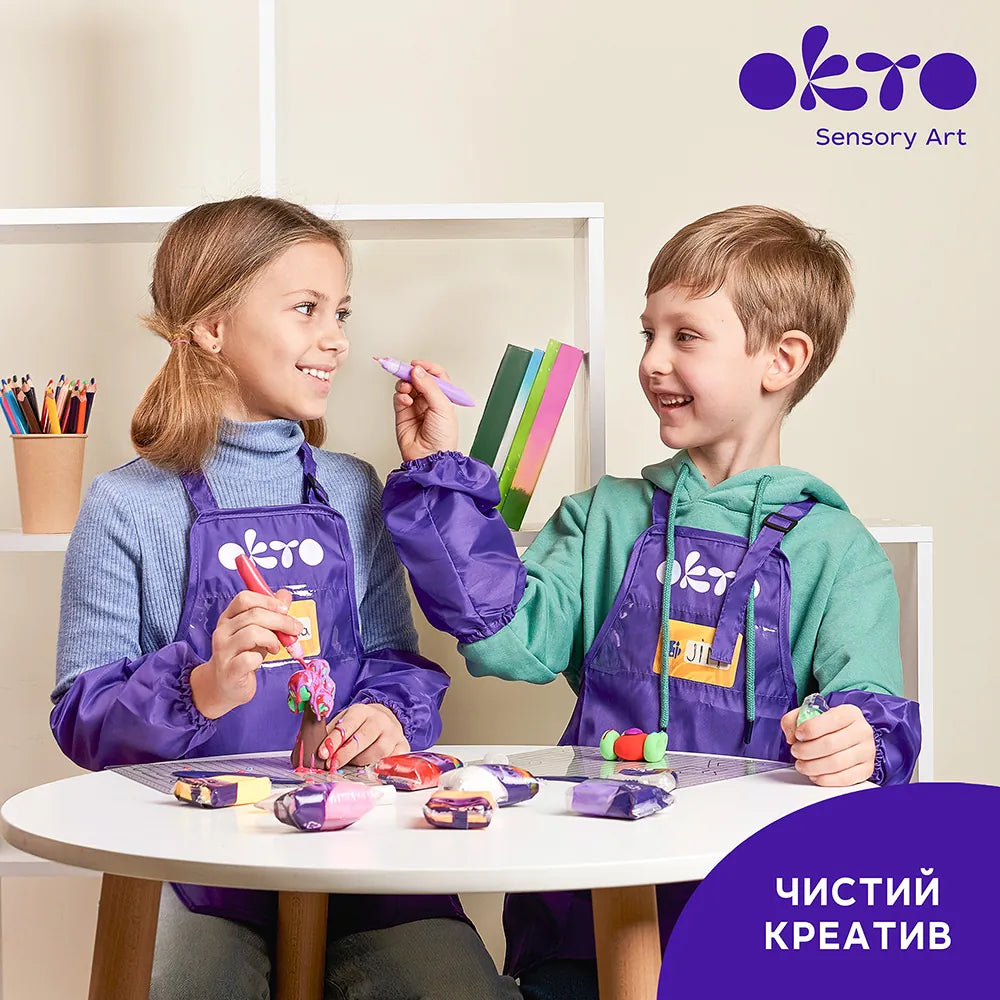 Дитячий фартушок для ліплення та малювання